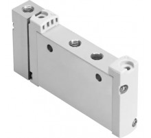 Распределитель с пневматическим управлением FestoVUWG-L10-M52-R-M5