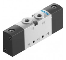 Распределитель с пневматическим управлением Festo VUWS-LT30-B52-G38